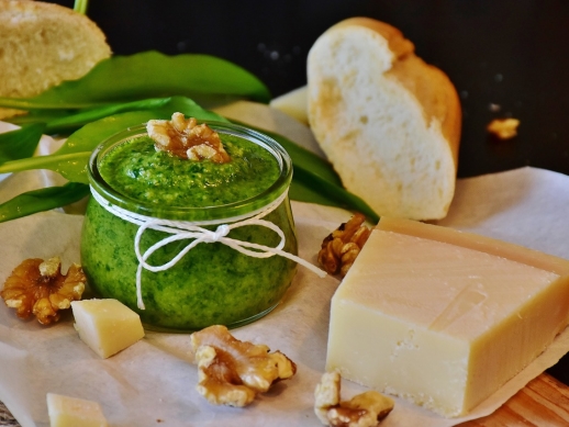 Pesto je plné vitamínov. Takto si ho pripravíte doma